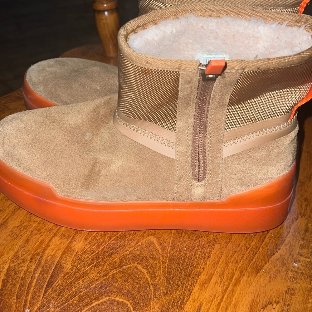 Uggs size 6